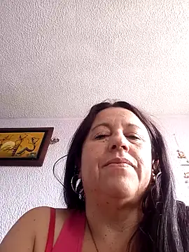 valeriapinter online show from April 16, 2026, 1:34 pm