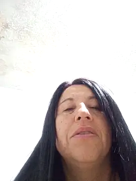Snapshot of valeriapinter chatting on May 9, 2026, 10:20 am valeriapinter online show from May 9, 2026, 10:20 am