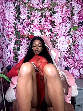 mismialove online show from October 20, 2025, 8:37 am