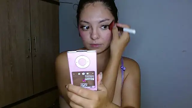 susan smith18 online show from April 14, 2026, 5:13 am